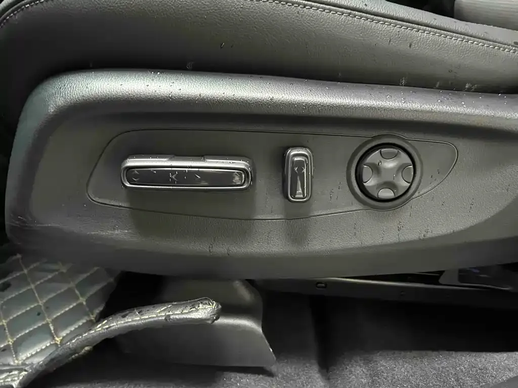 Honda CR-V 2024 из CN, фото 4