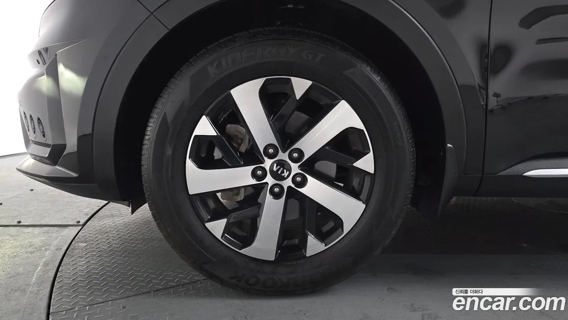 Kia Sorento — фото 7