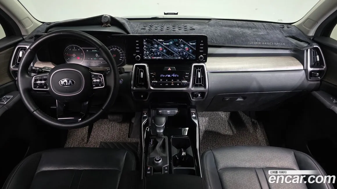 Kia Sorento — фото 10