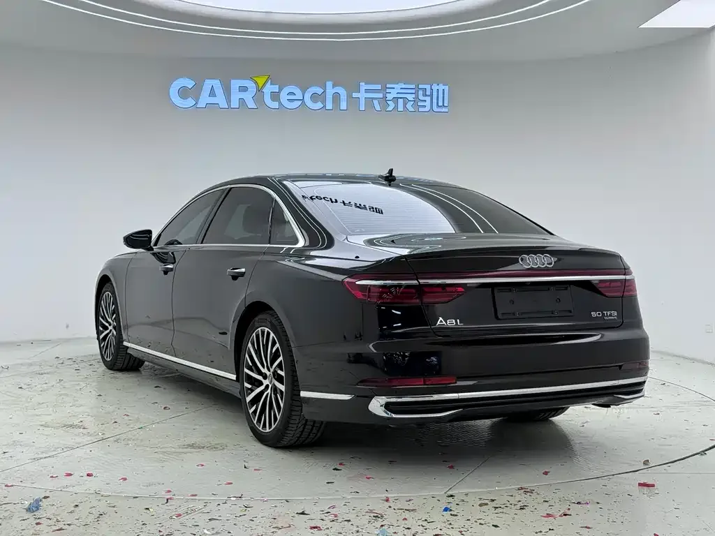 Audi A8 2024 из CN, фото 9