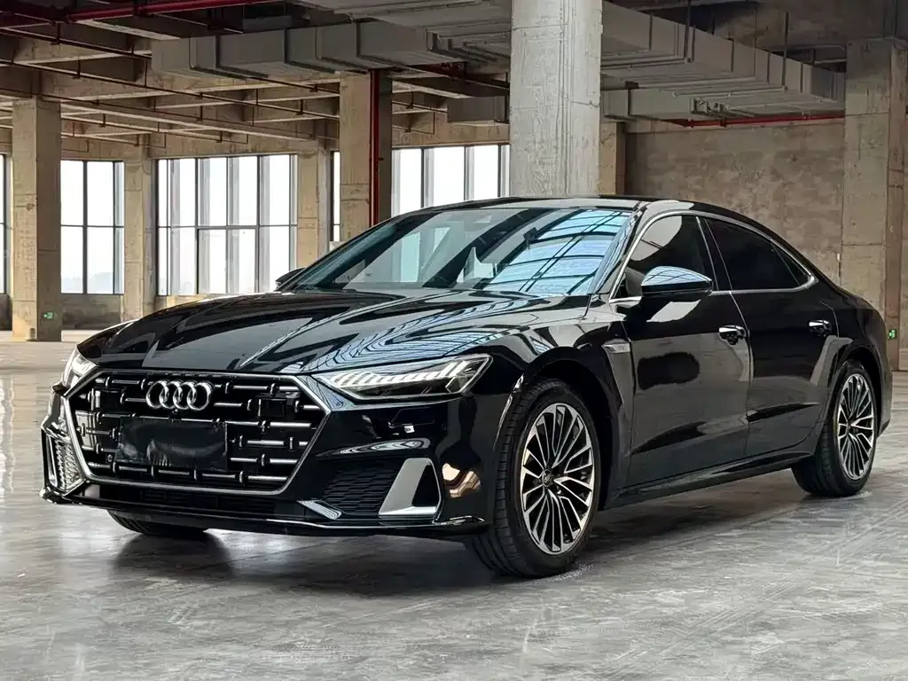 Audi A7L 2024 из CN, фото 1