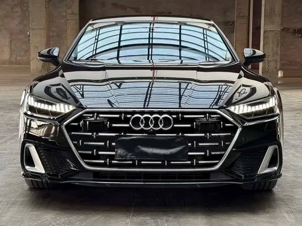Audi A7L 2024 из CN, фото 7