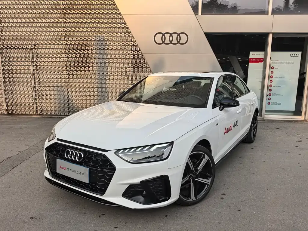 Audi A4L 2025 из CN, фото 1