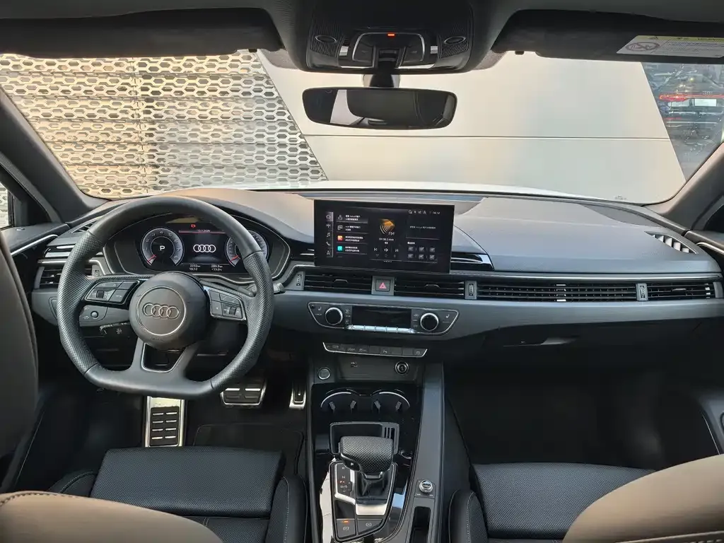 Audi A4L 2025 из CN, фото 5