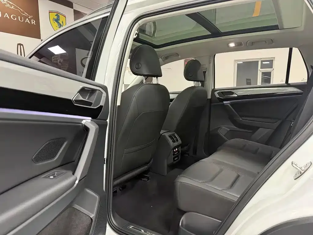 Volkswagen Tayron 2022 из CN, фото 8