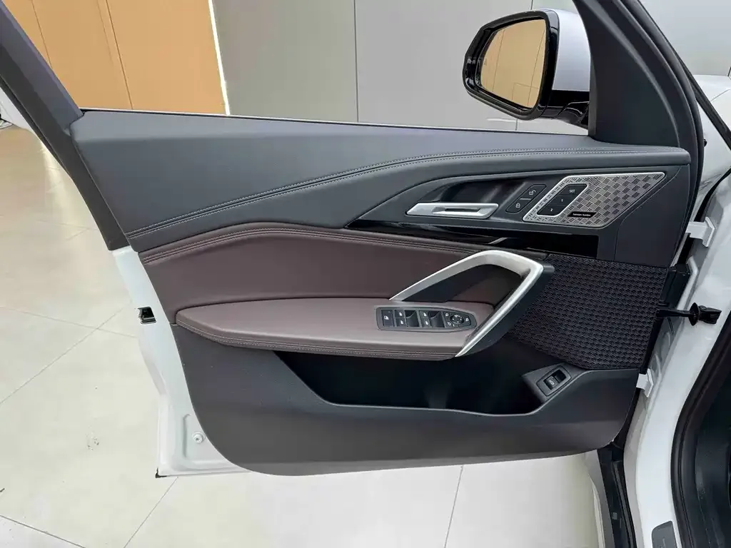 BMW X1 2024 из CN, фото 10