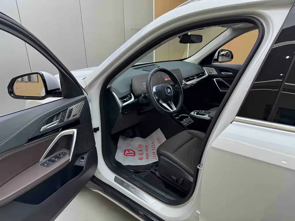 BMW X1 2024 из CN, фото 6