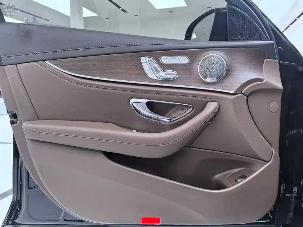 Mercedes-Benz E-Class 2021 из CN, фото 7