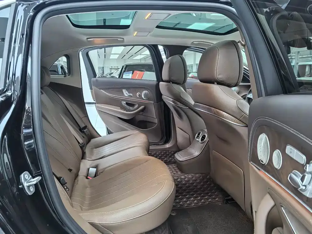Mercedes-Benz E-Class 2021 из CN, фото 8