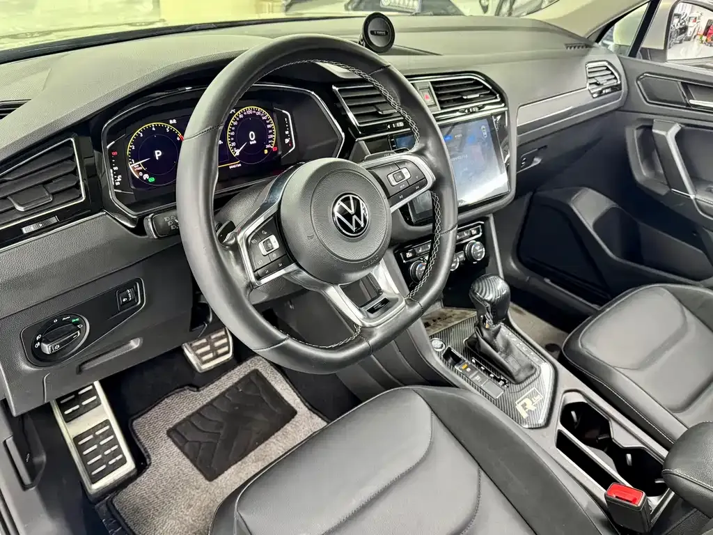 Volkswagen Tiguan L 2021 из CN, фото 9