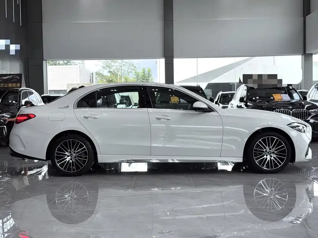 Mercedes-Benz C-Class 2024 из CN, фото 8