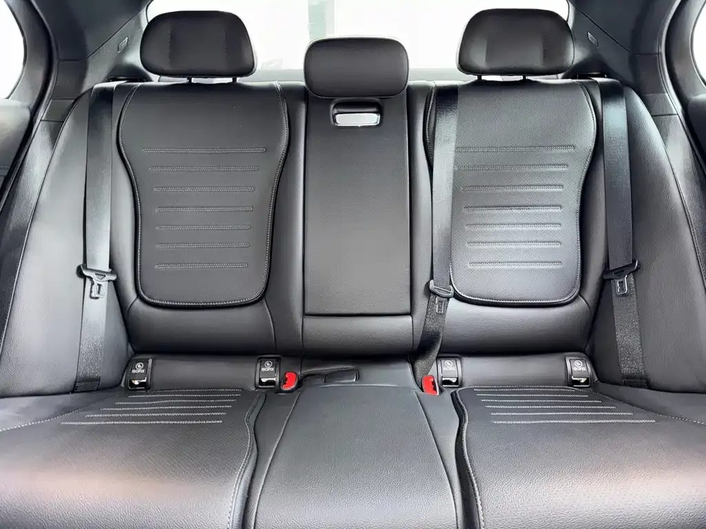 Mercedes-Benz C-Class 2024 из CN, фото 5