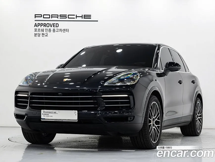 Porsche Cayenne — фото 1