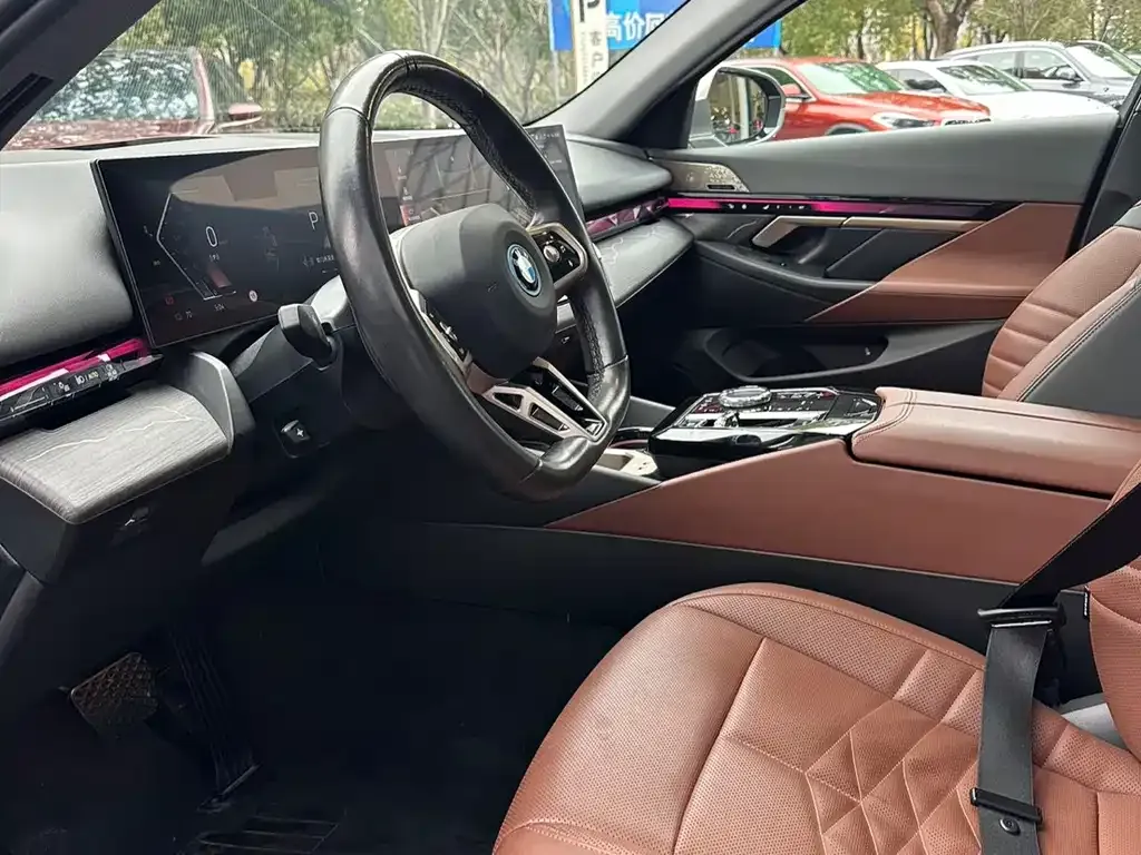 BMW i5 2024 из CN, фото 5