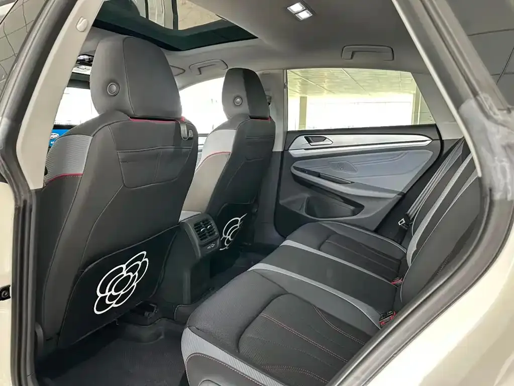 Volkswagen Lamando 2022 из CN, фото 4