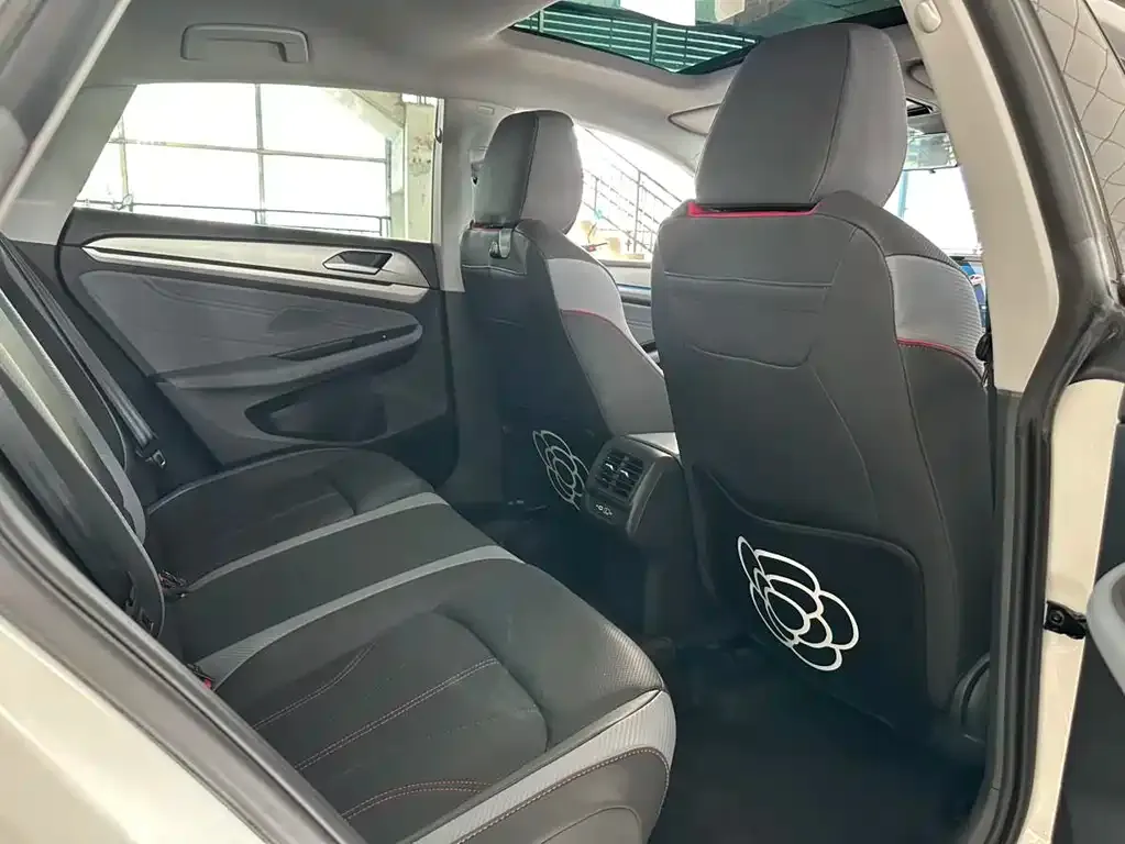 Volkswagen Lamando 2022 из CN, фото 2
