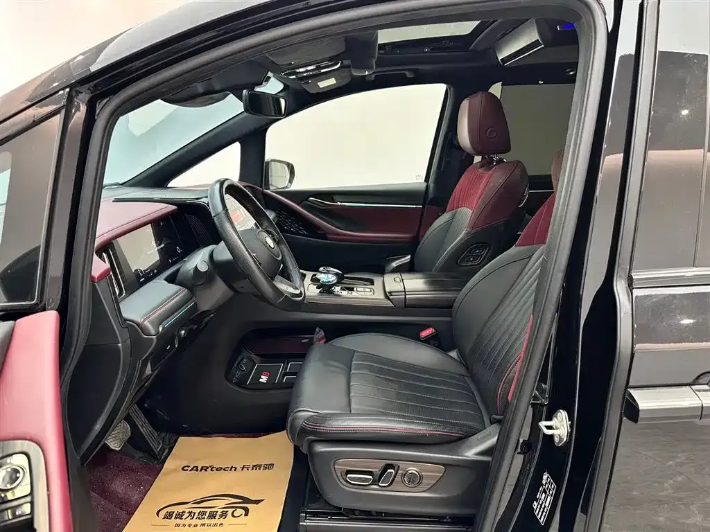 GAC Motor Trumpchi M8 — фото 8
