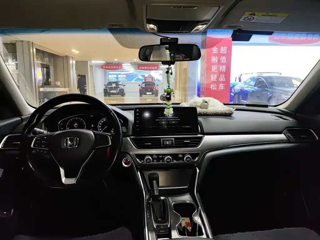 Honda Accord — фото 5