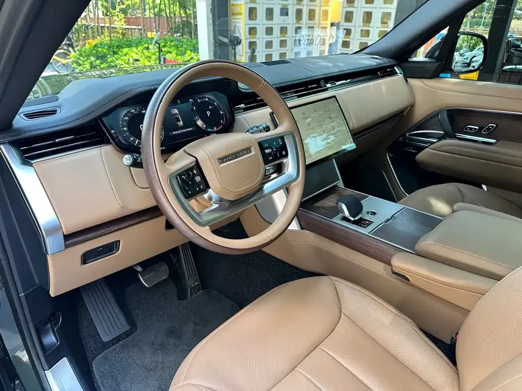 Land Rover Range Rover 2024 из CN, фото 2