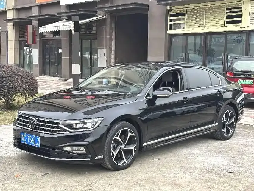 Volkswagen Magotan 2023 из CN, фото 1