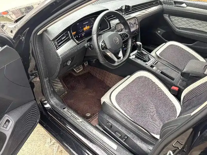 Volkswagen Magotan 2023 из CN, фото 9
