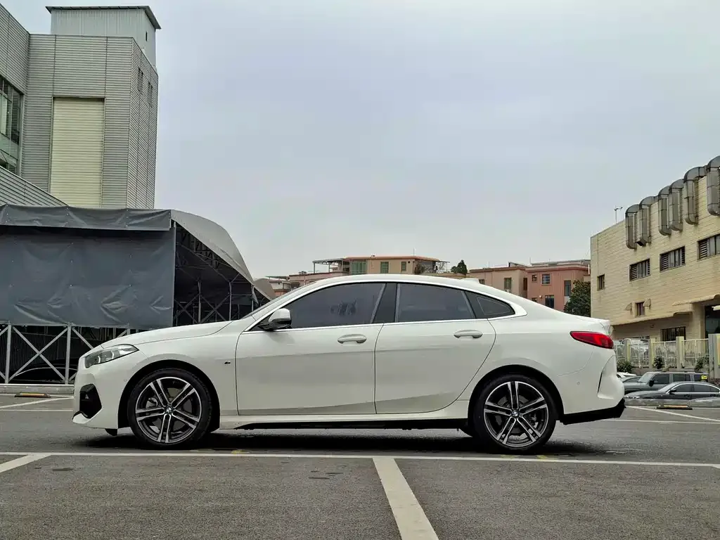 BMW 2 Series (Import) — фото 3