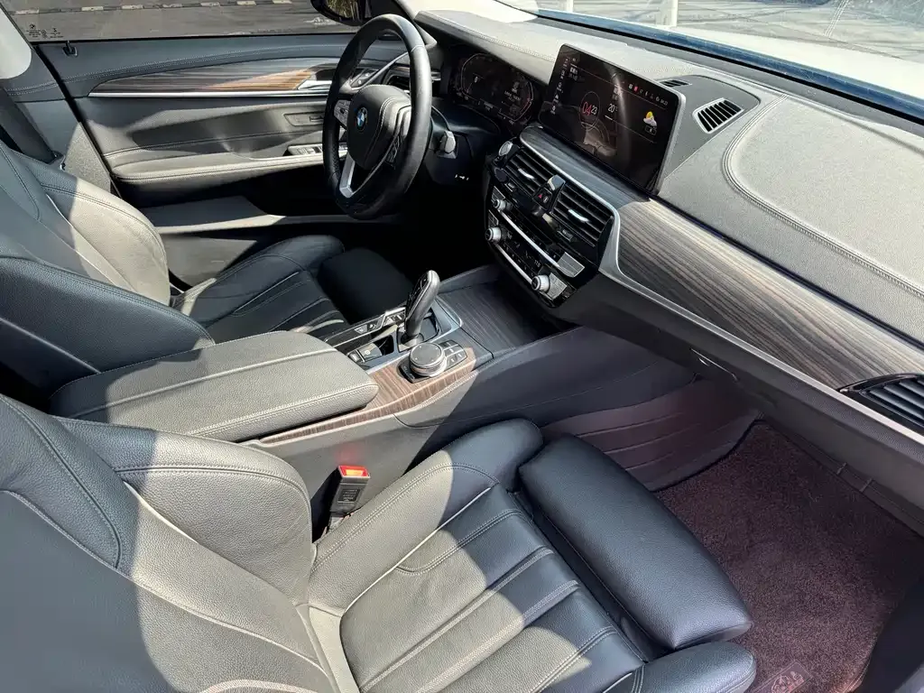 BMW 6 Series GT 2022 из CN, фото 6