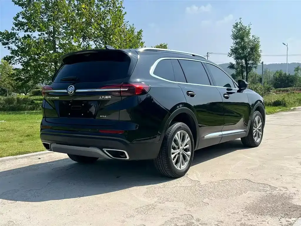 Buick Envision Plus — фото 9