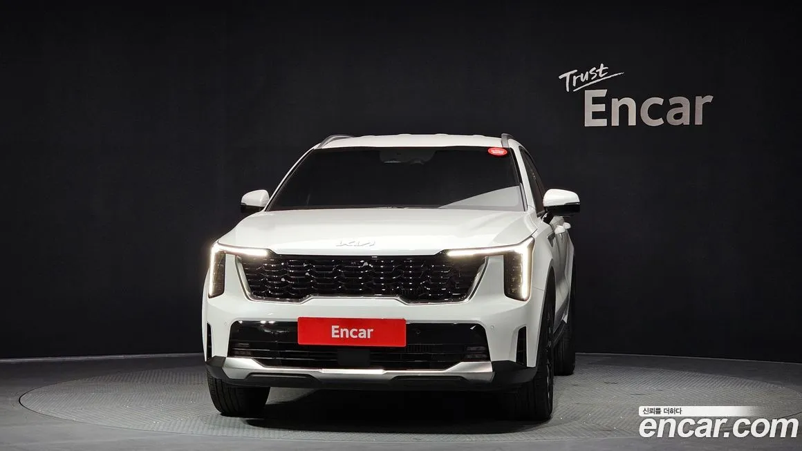 Kia Sorento — фото 5