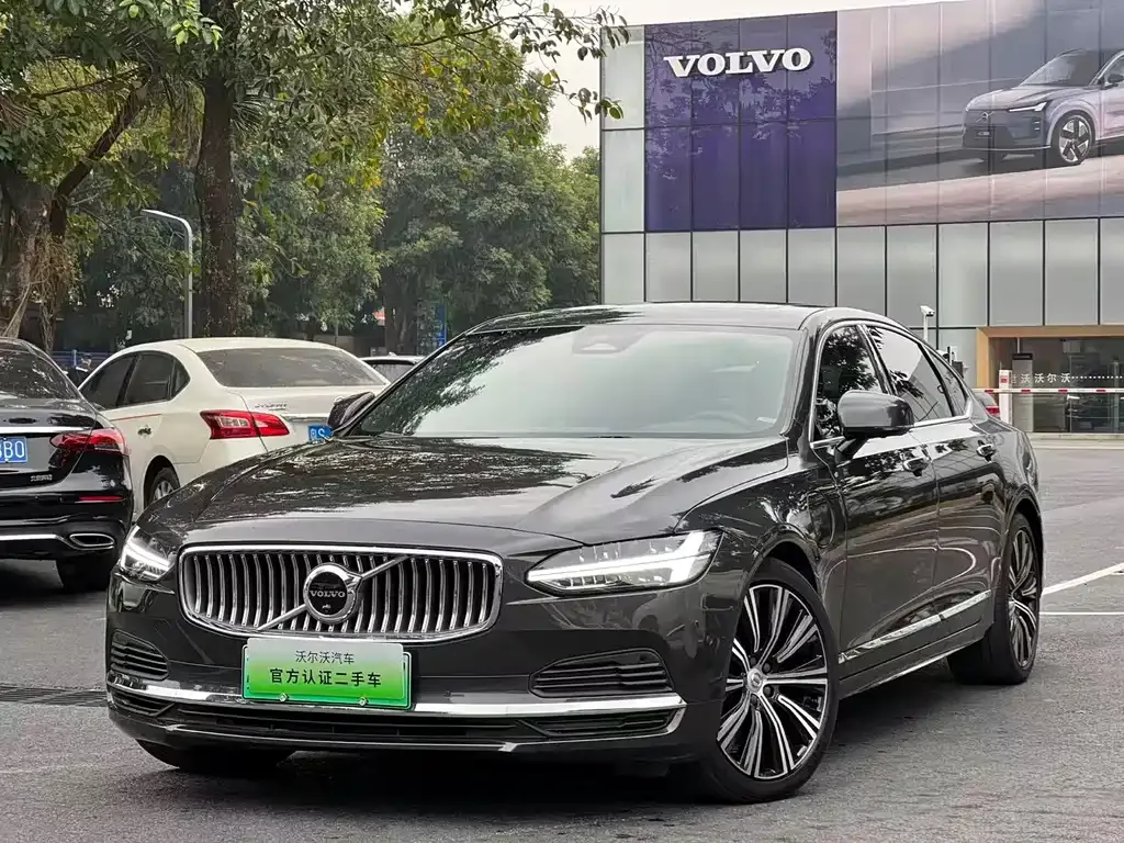 Volvo S90 PHEV 2022 из CN, фото 1