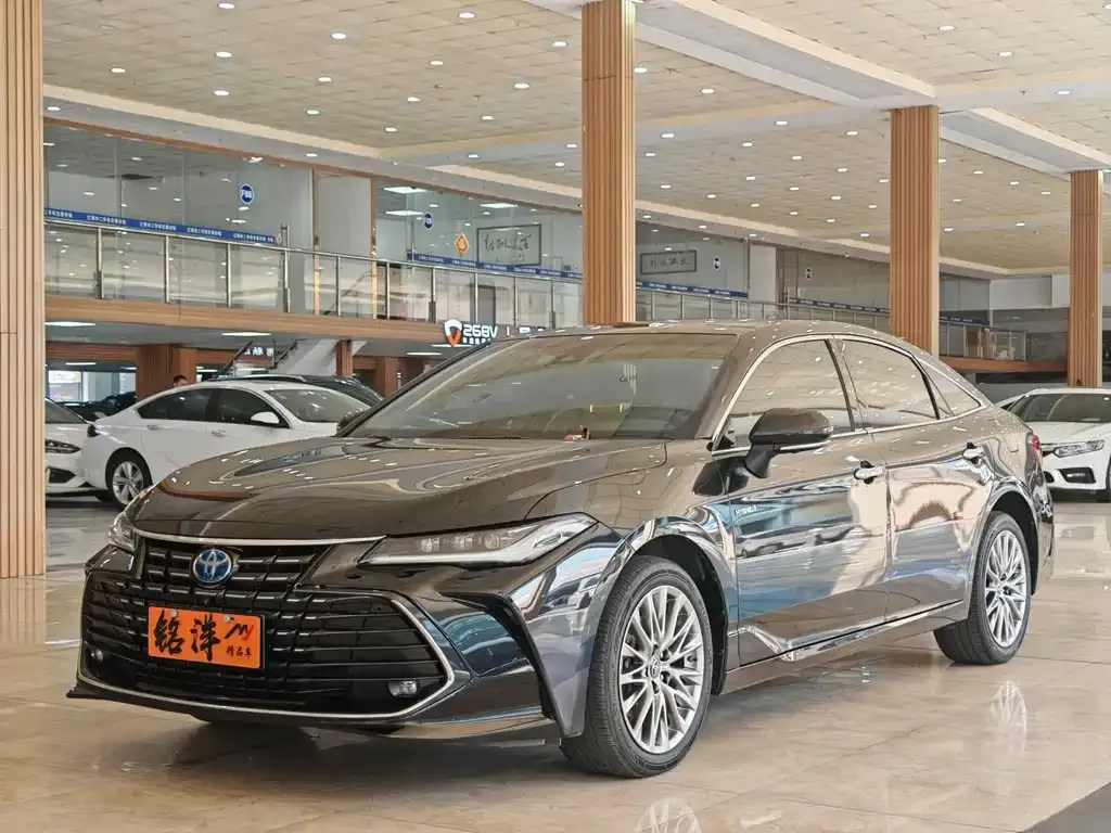 Toyota Avalon 2022 из CN, фото 1