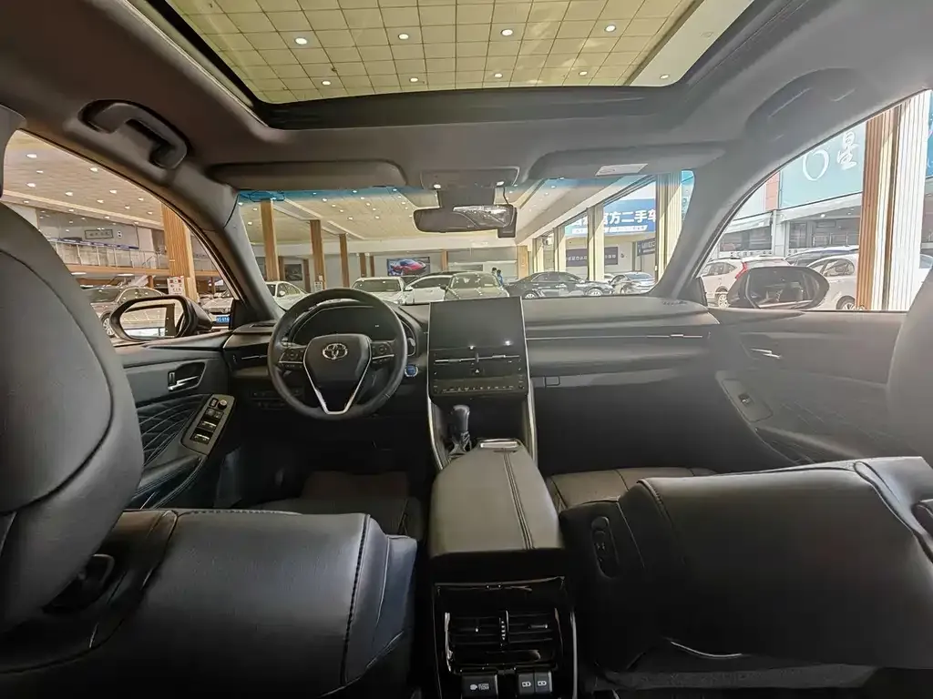 Toyota Avalon 2022 из CN, фото 5