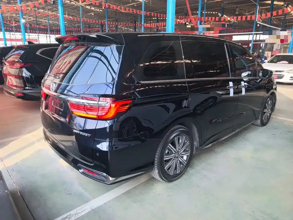 Honda Odyssey 2024 из CN, фото 8