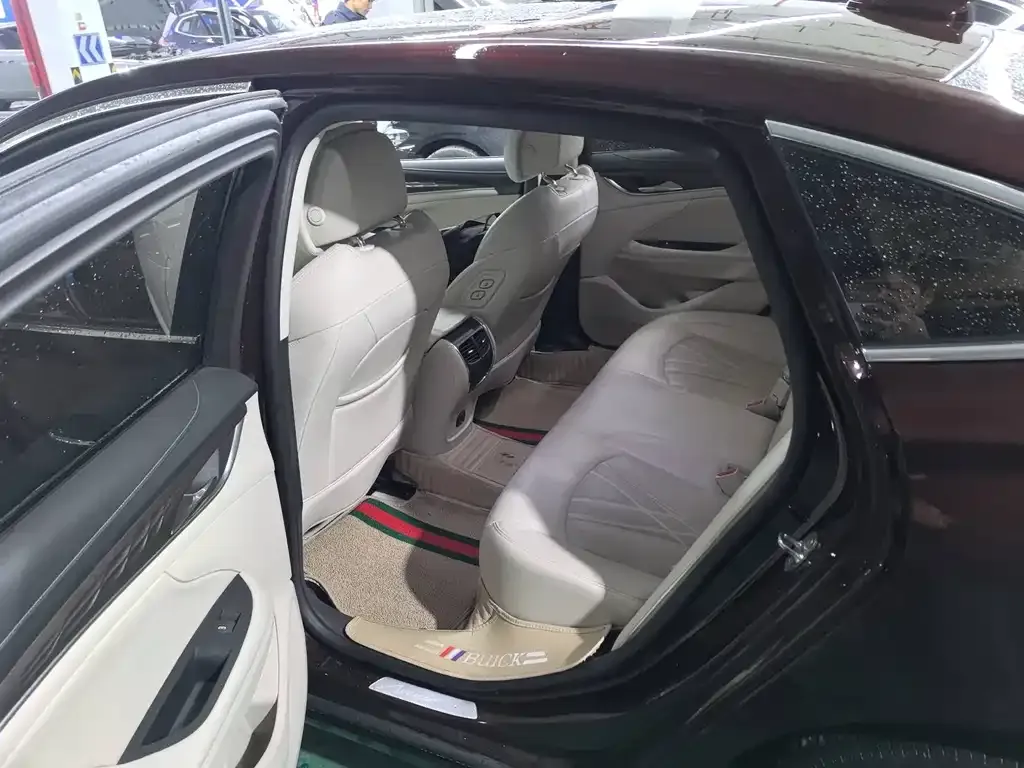 Buick LaCrosse 2022 из CN, фото 3