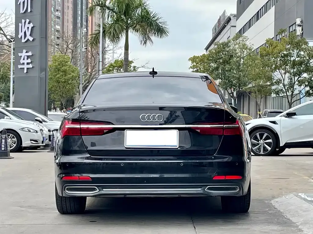 Audi A6L 2021 из CN, фото 7