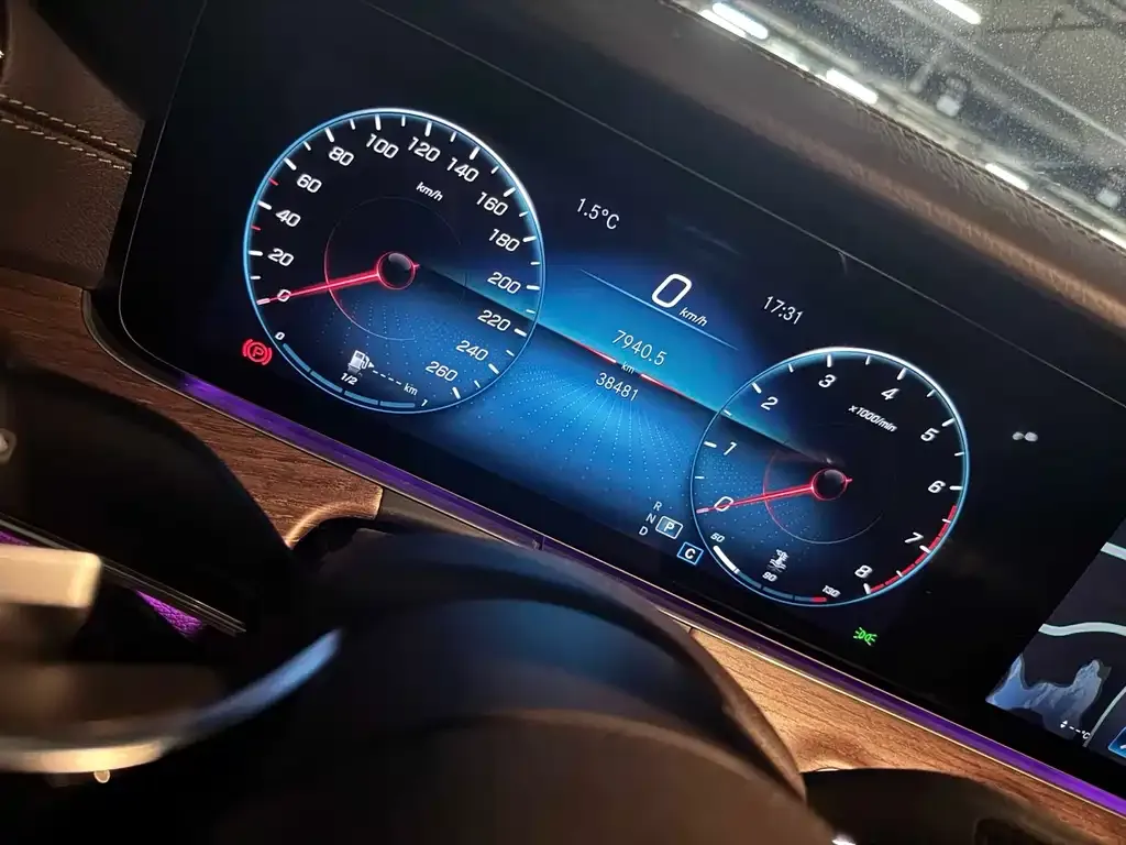 Mercedes-Benz E-Class 2023 из CN, фото 5