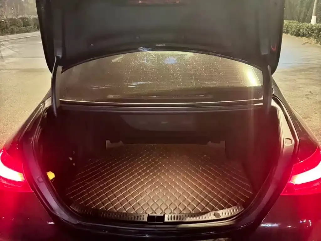 Mercedes-Benz E-Class 2023 из CN, фото 3