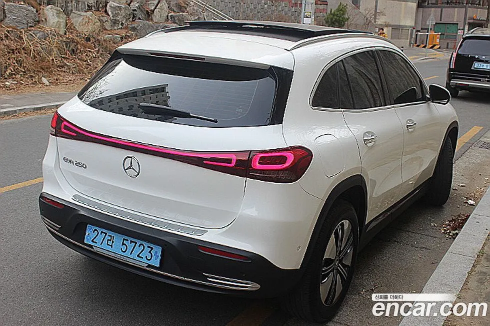 Mercedes-Benz EQA 2023 из KR, фото 3