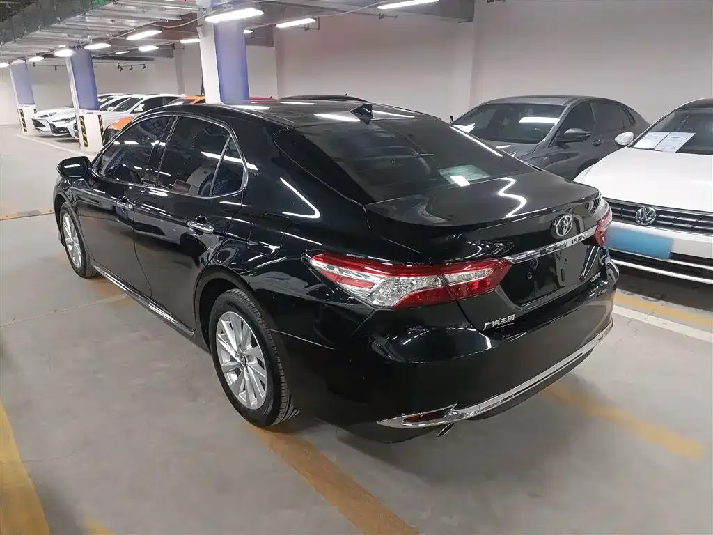 Toyota Camry 2024 из CN, фото 2