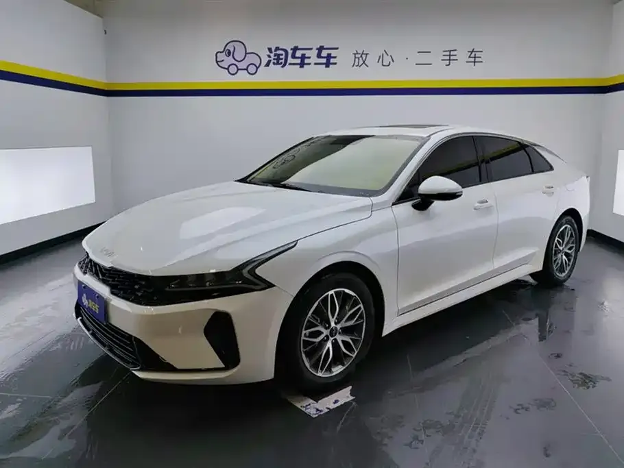 Kia K5 2024 из CN, фото 1
