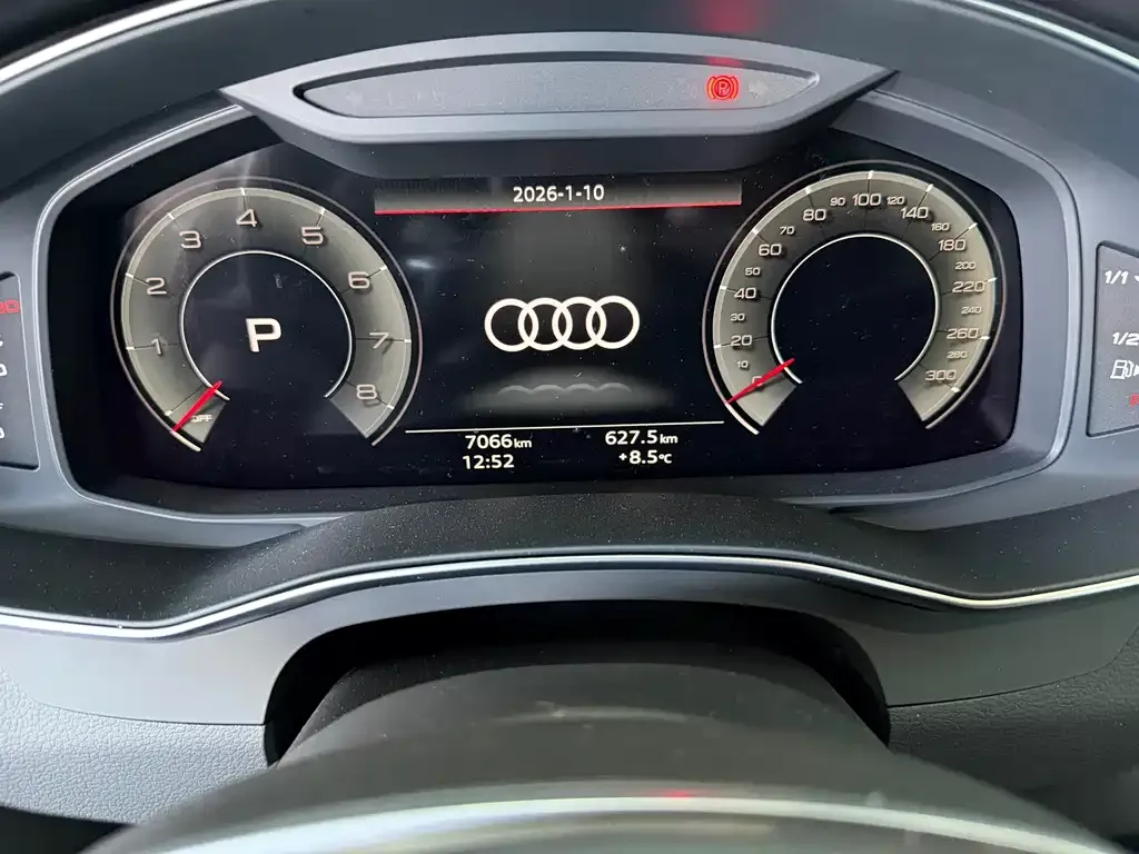Audi A6L — фото 8