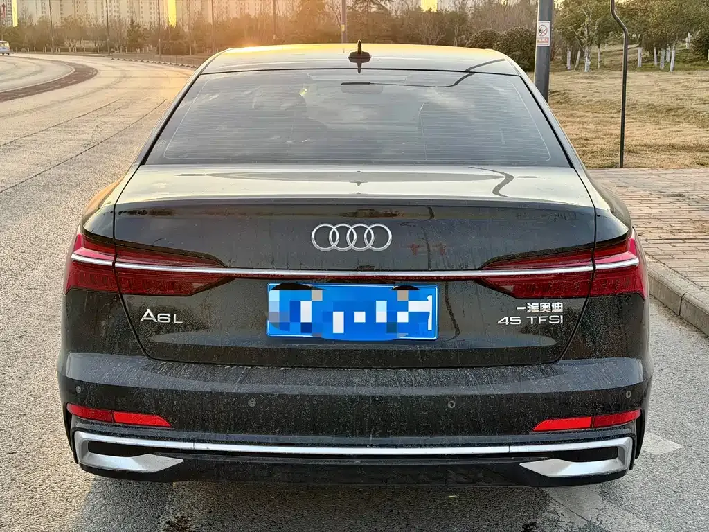 Audi A6L — фото 6