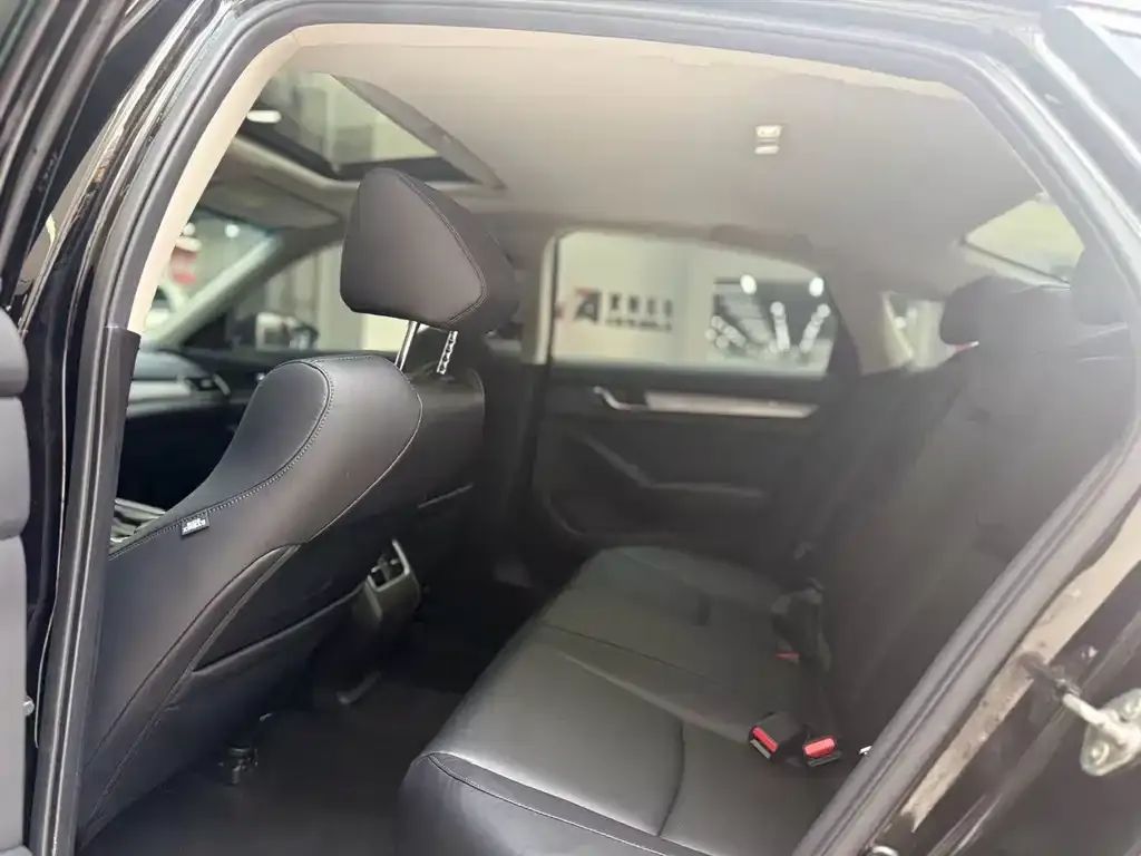 Honda Accord 2021 из CN, фото 3