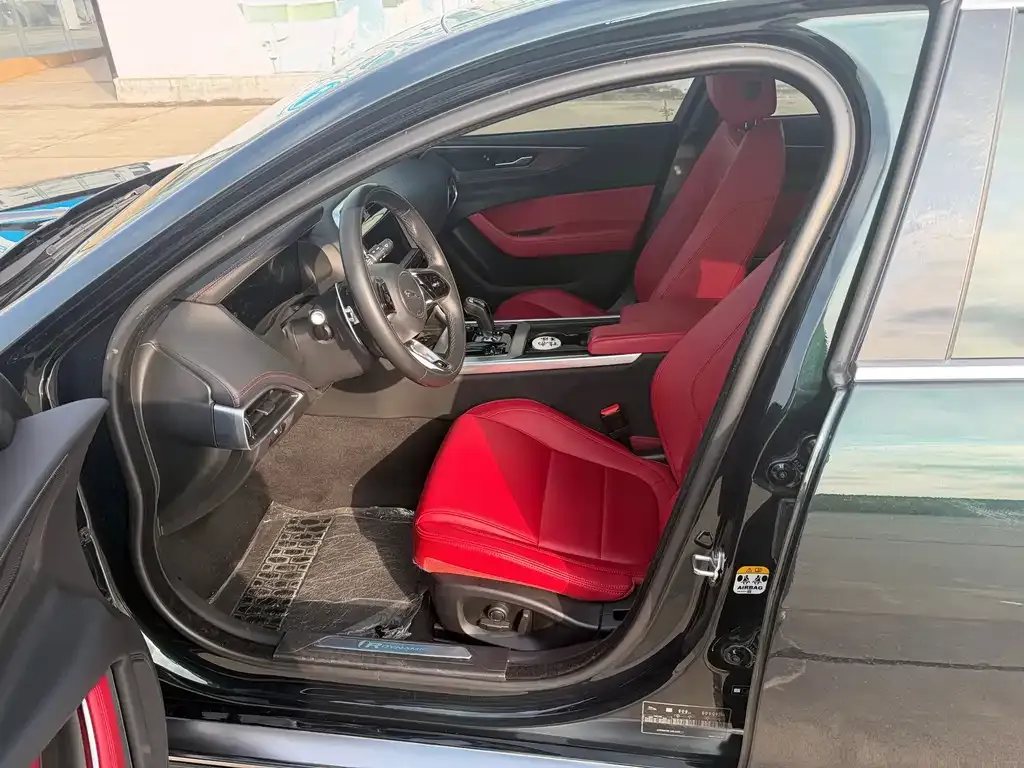 Jaguar XEL 2023 из CN, фото 6