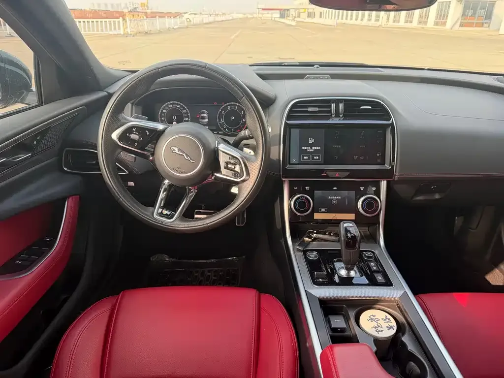 Jaguar XEL 2023 из CN, фото 8