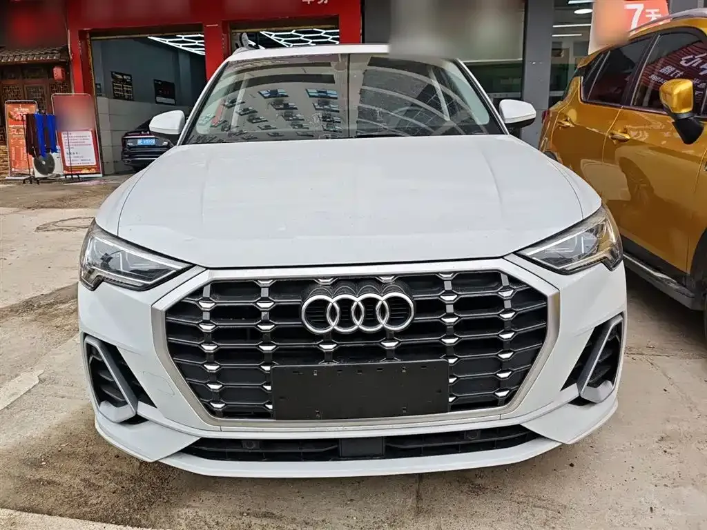 Audi Q3 2021 из CN, фото 2