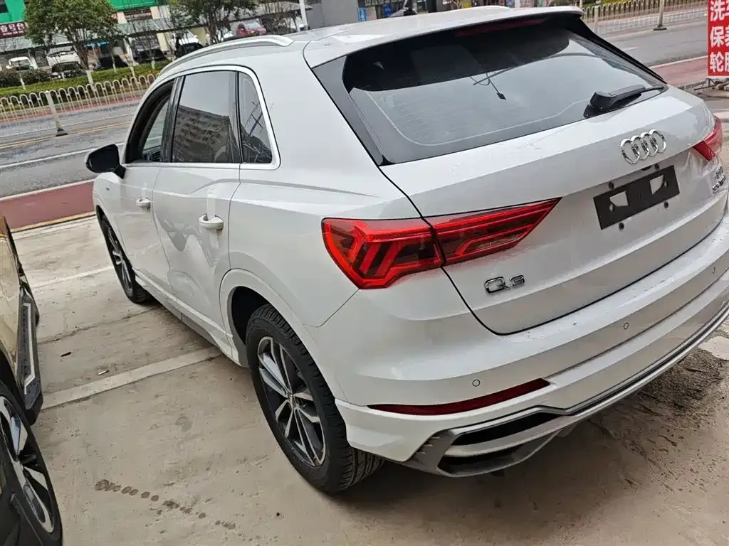 Audi Q3 2021 из CN, фото 5