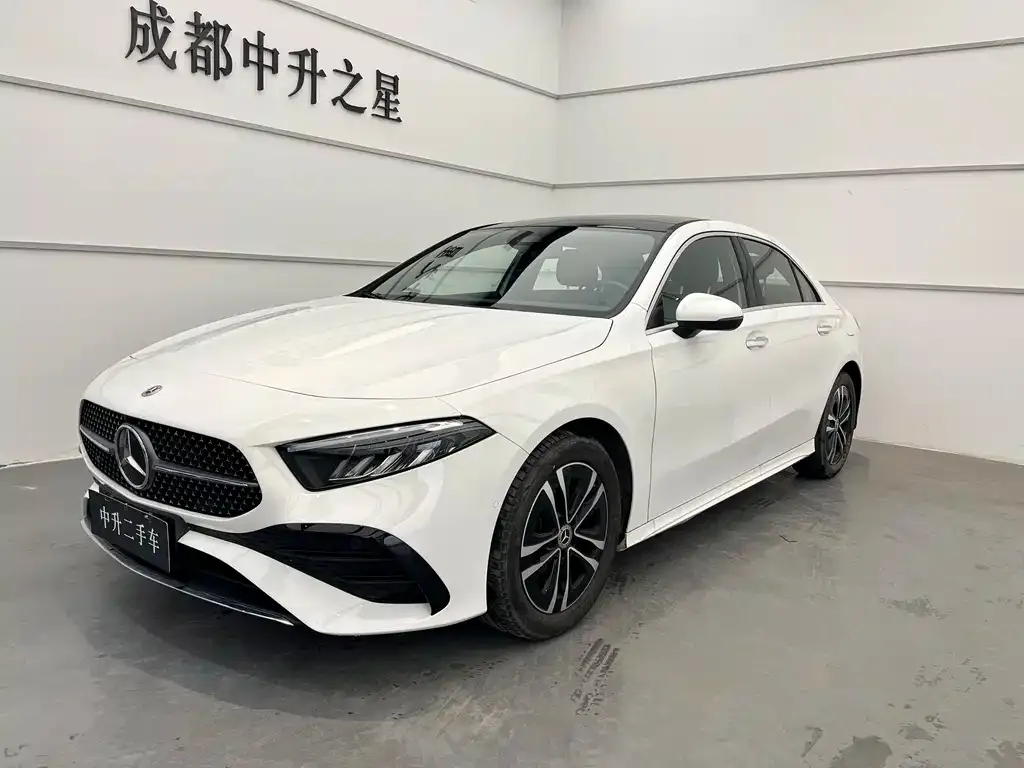 Mercedes-Benz A-Class — фото 1