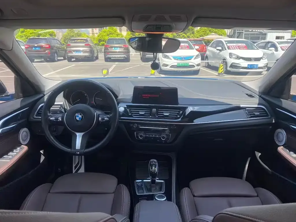 BMW 1 Series 2021 из CN, фото 6
