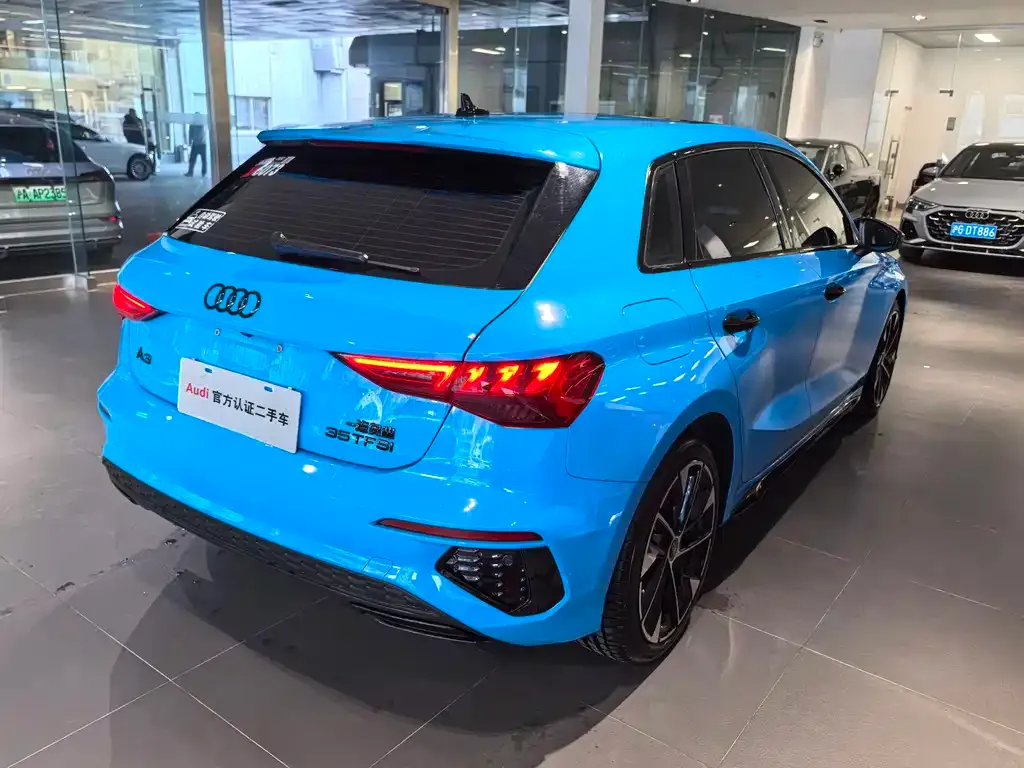 Audi A3 2023 из CN, фото 6
